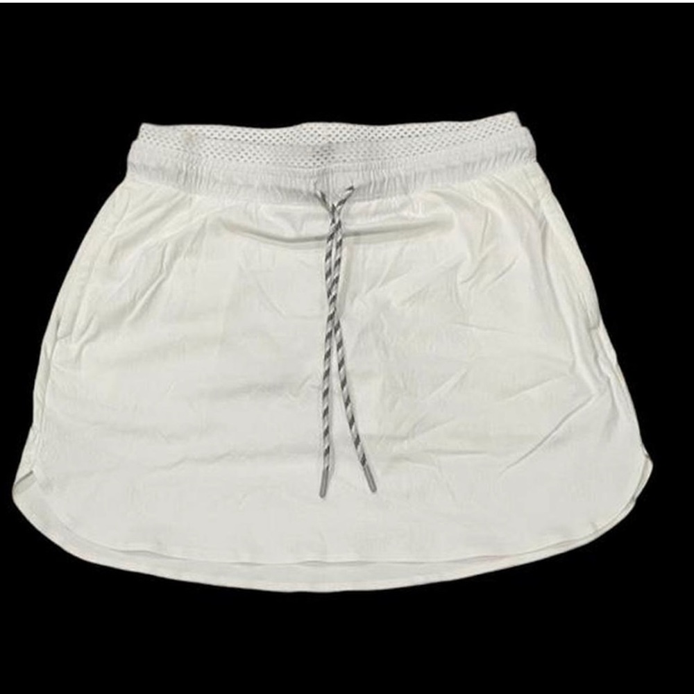 Athleta workout skirt